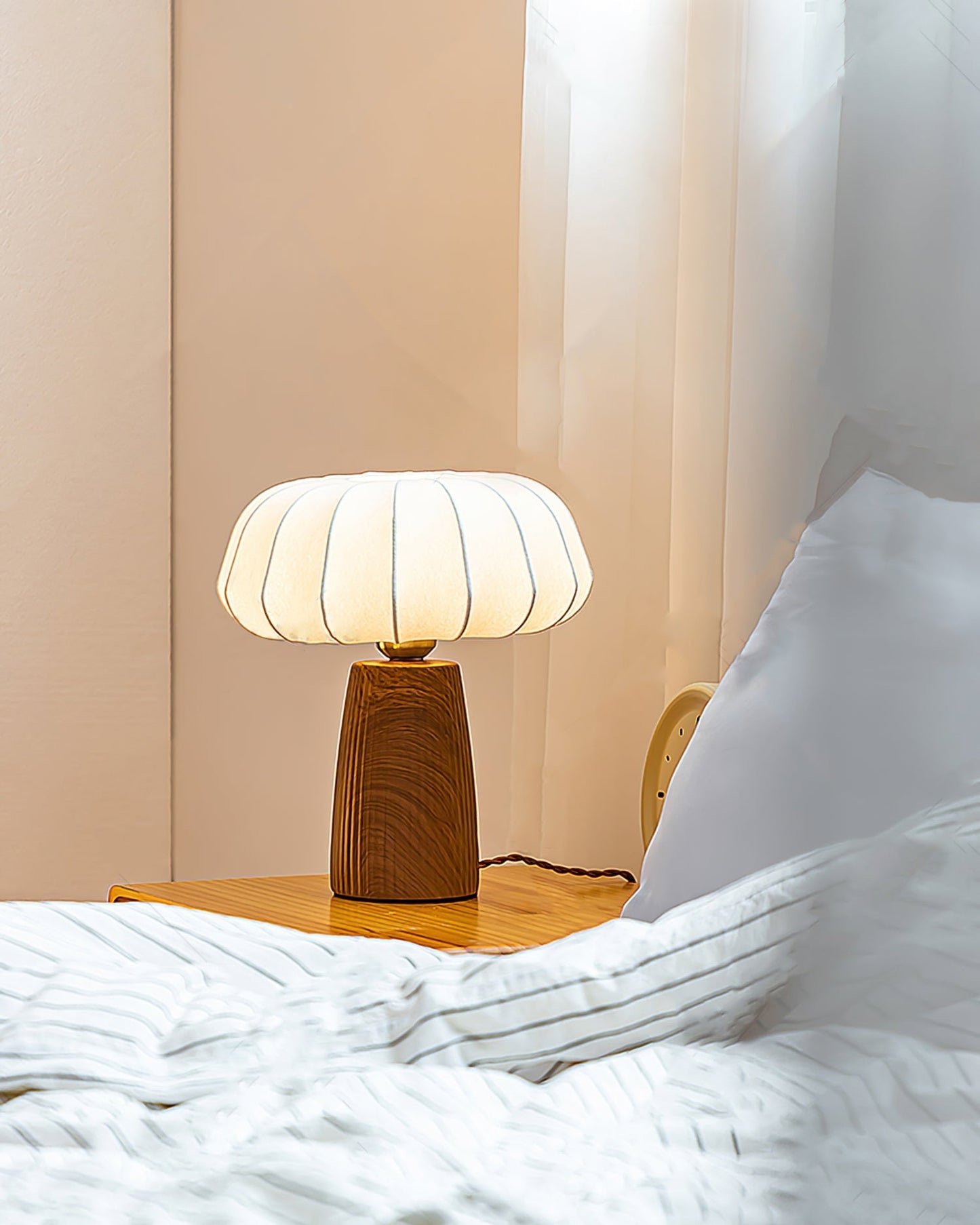ShadeLuxe - Elegant Table Lamp