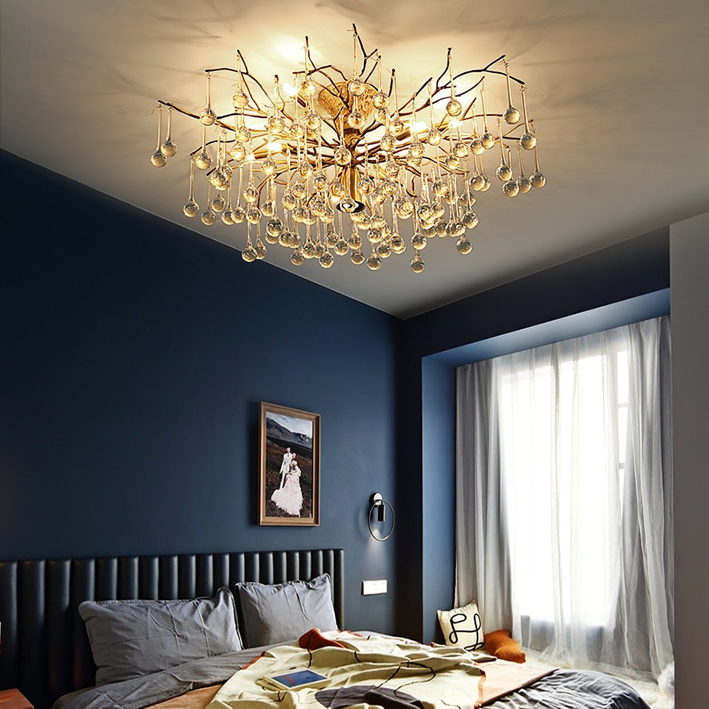 DivinoAura - Timeless Ceiling Light with Luxurious Finish and Soft Light