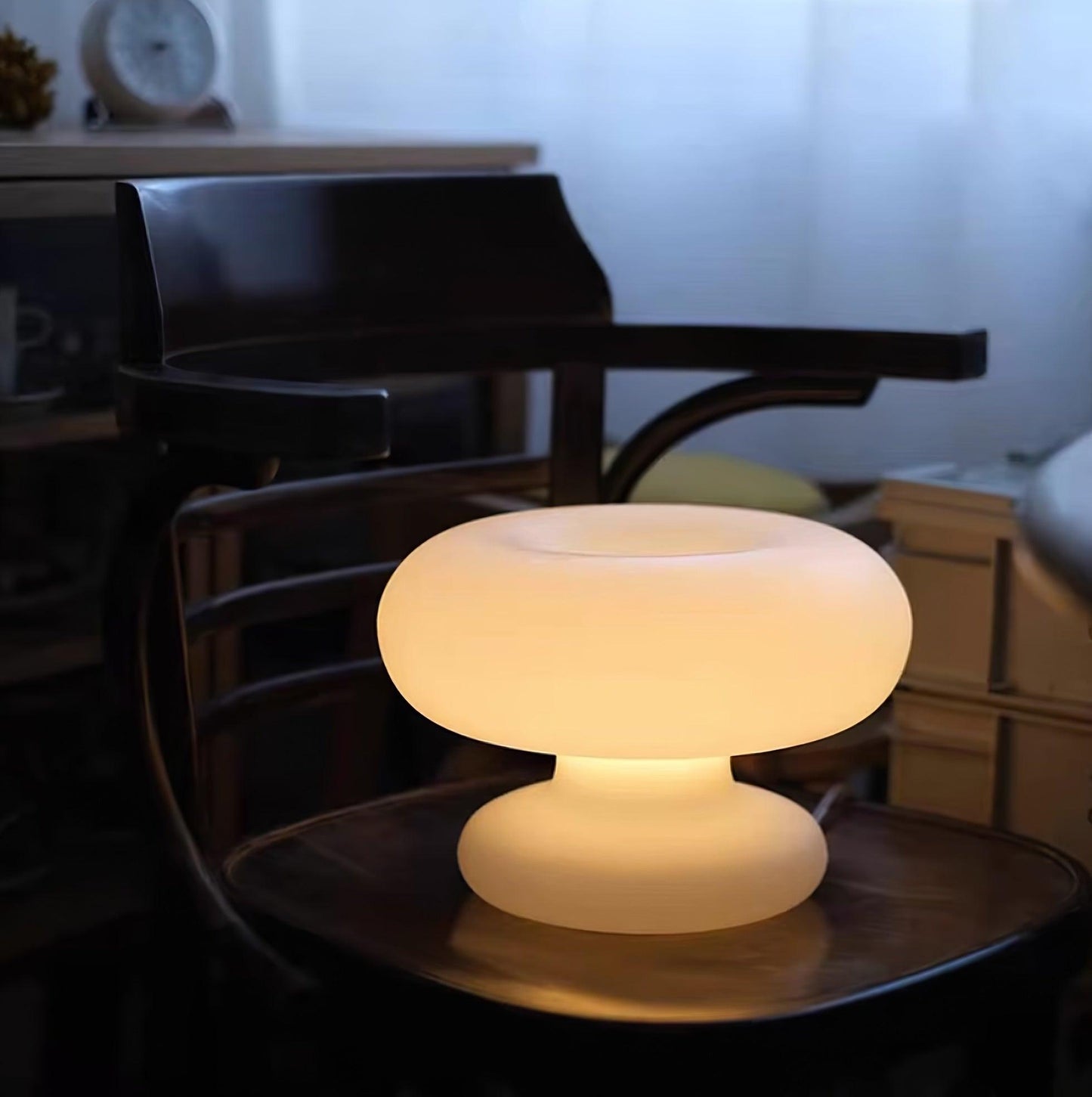 DonutLight – Elegant Design with Soft Glow
