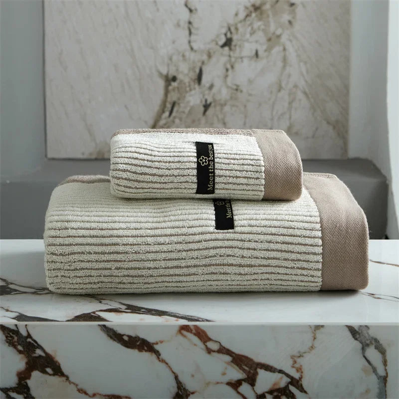 EcoCotton | Luxury Soft Organic Cotton Bath Towel for Ultimate Comfort 0