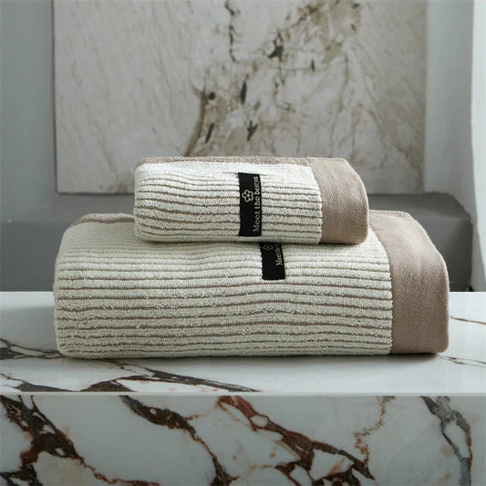 EcoCotton | Luxury Soft Organic Cotton Bath Towel for Ultimate Comfort 0