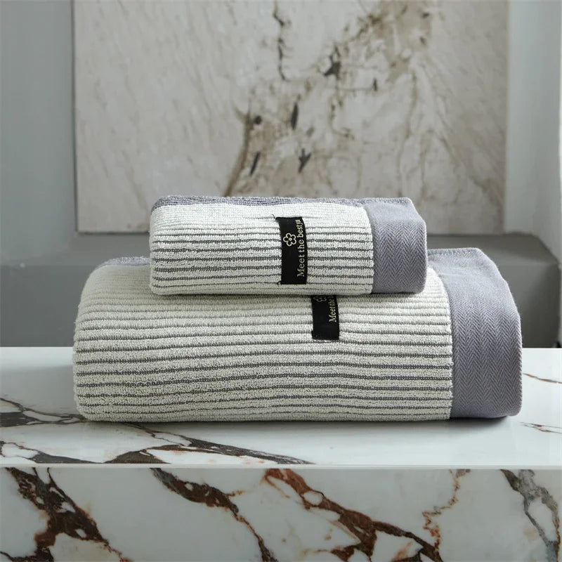 EcoCotton | Luxury Soft Organic Cotton Bath Towel for Ultimate Comfort 3