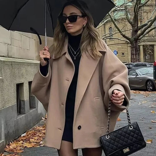 Elena | Stylish Oversized Winter Coat with Long Sleeves for Women 1
