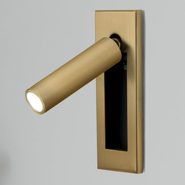 EssenceGlow - Sleek Wall Lamp