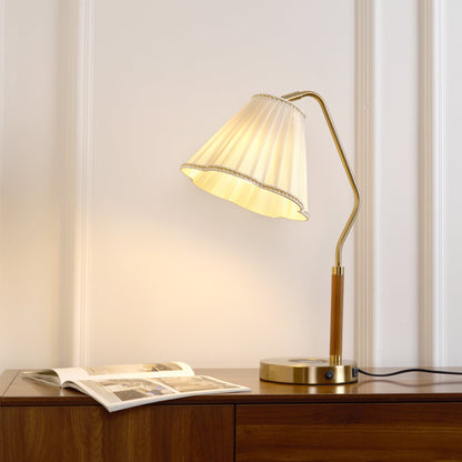 GlamourLux – Lampada da tavolo in tessuto lussuoso