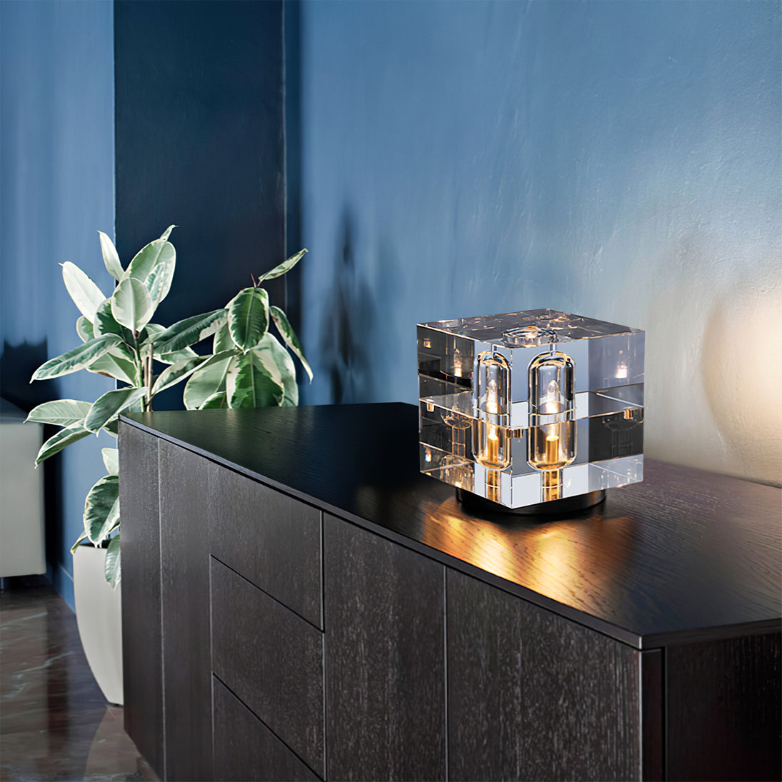 GlaconShine - Sophisticated Desk Light