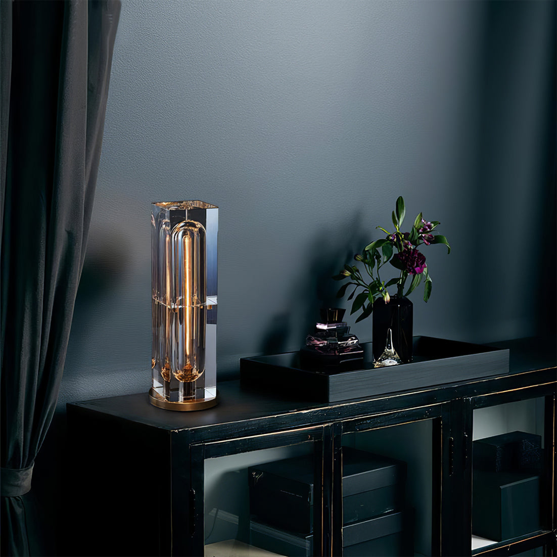 GlaconShine - Sophisticated Desk Light