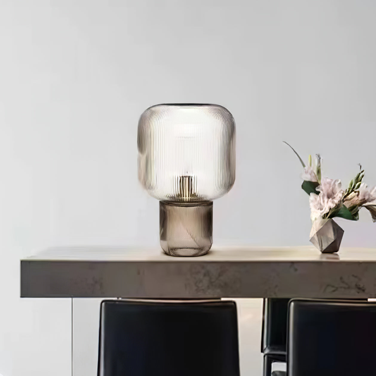 GlimmerOval – Stylish Glass and Metal Table Lamp