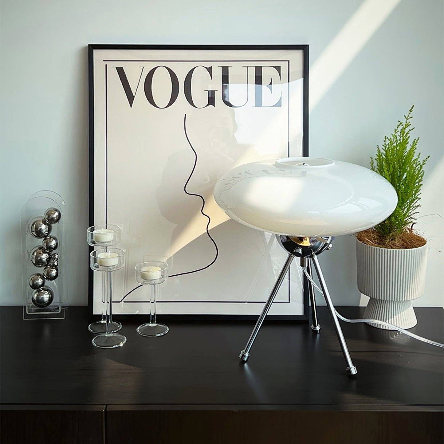 OrbGlow - Elegant Desk Lamp