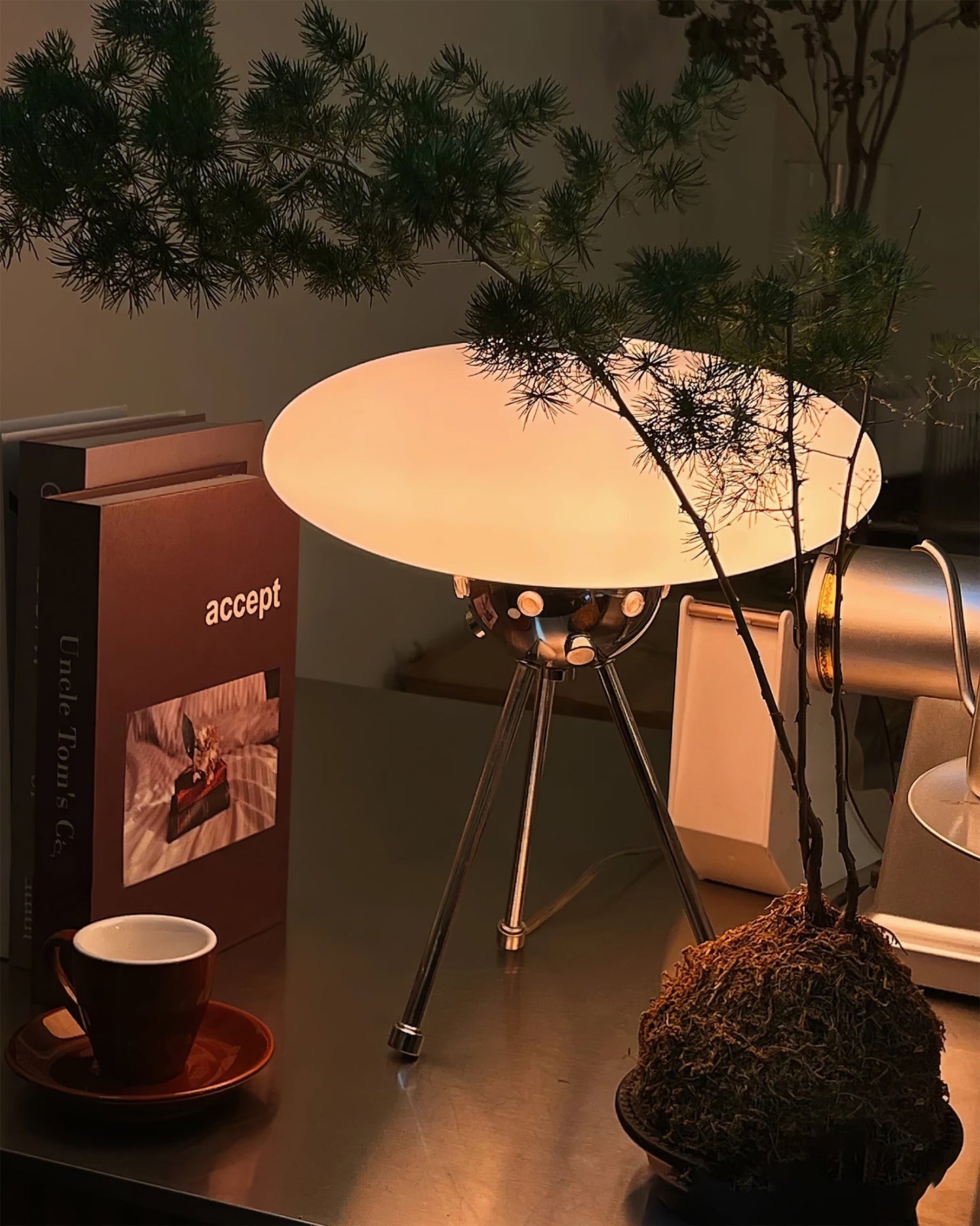 OrbGlow - Elegant Desk Lamp