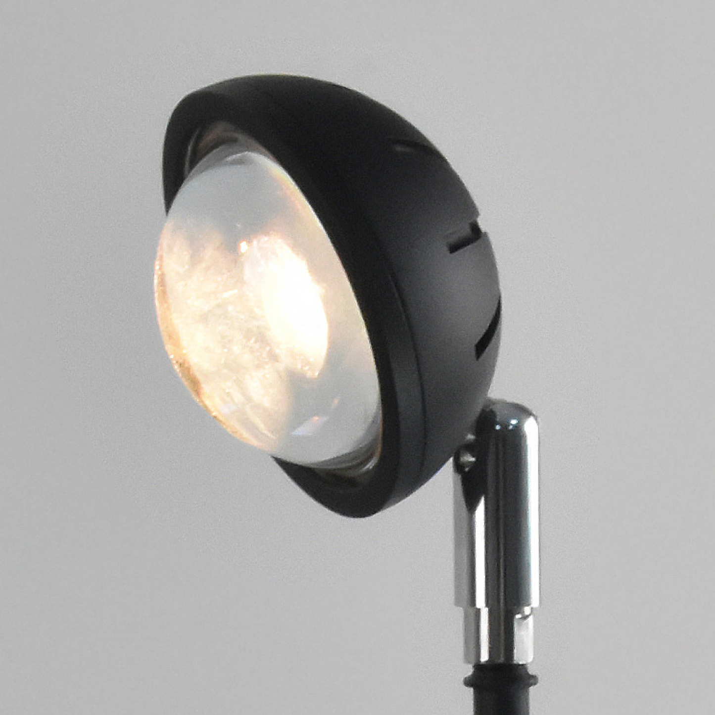 Gleora | Dimmable Floor Lamp for Quiet Glow 4