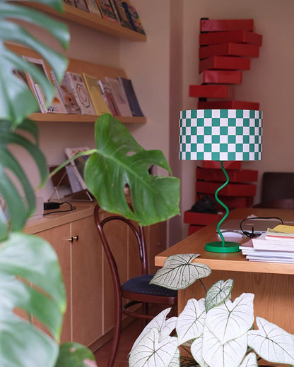 ChessGleam - Elegant Lighting Piece
