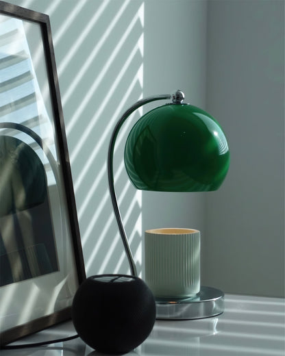 FlameGlow - Table Lamp with Candle-Like Light and Sleek Finish