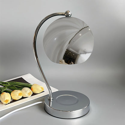 FlameGlow - Table Lamp with Candle-Like Light and Sleek Finish
