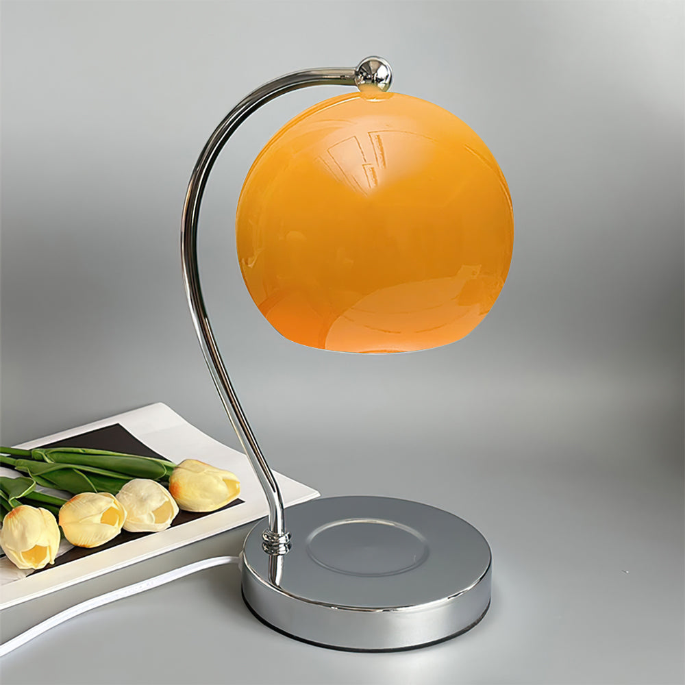 FlameGlow - Table Lamp with Candle-Like Light and Sleek Finish