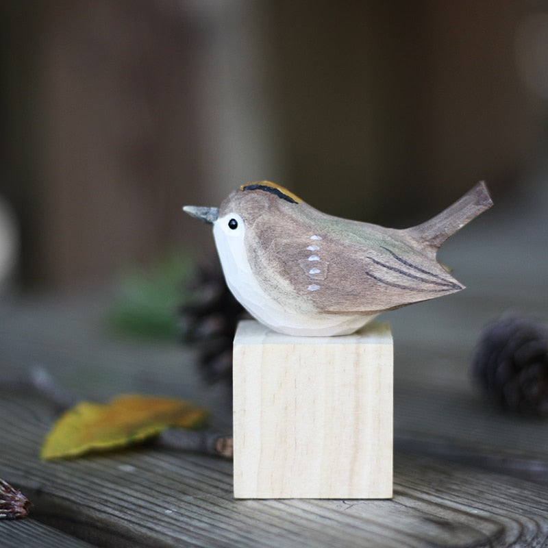 NordicFeathers - Elegante Træfugle Figurer