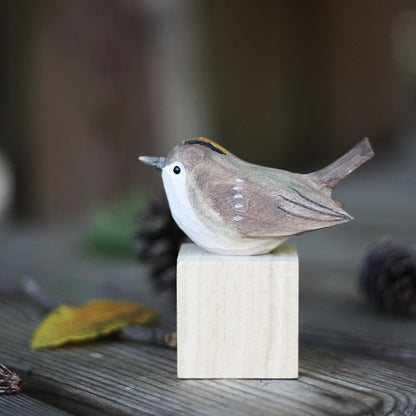 NordicFeathers - Elegante Træfugle Figurer