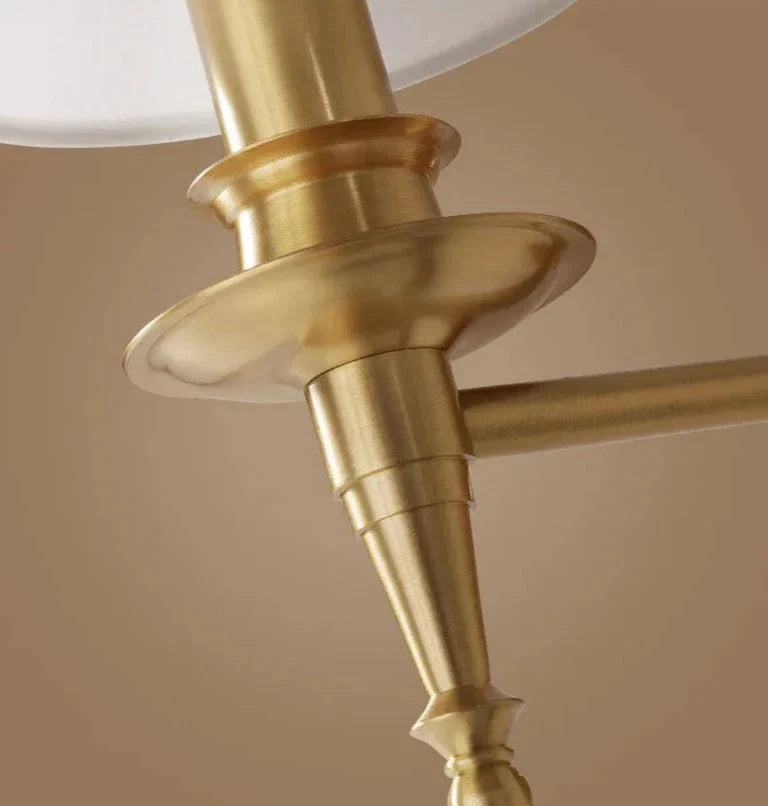 WarmCopper – Elegancka lampa ścienna z miedzi z miękkim światłem