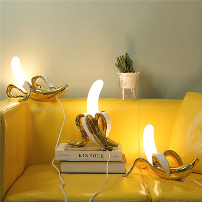 GoldenBanana - Elegant Art Deco Table Lamp