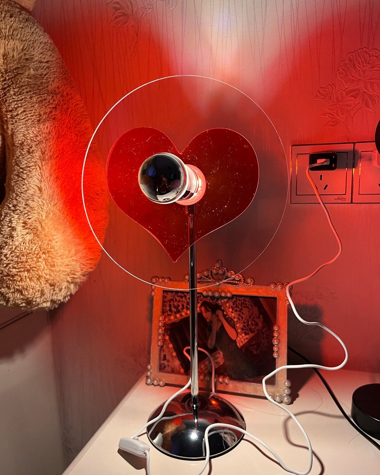 LoveGlow – Lampada da Tavolo Elegante con LED Ricaricabile