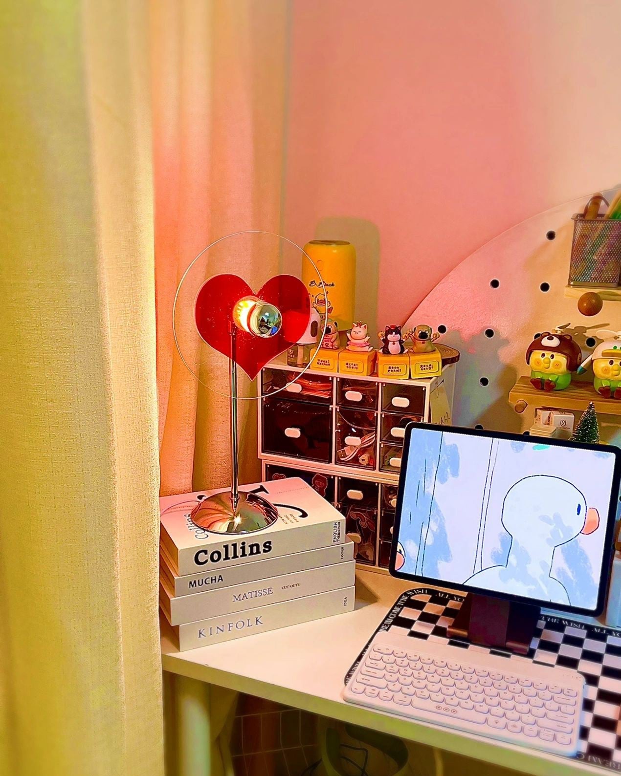 LoveGlow – Lampada da Tavolo Elegante con LED Ricaricabile