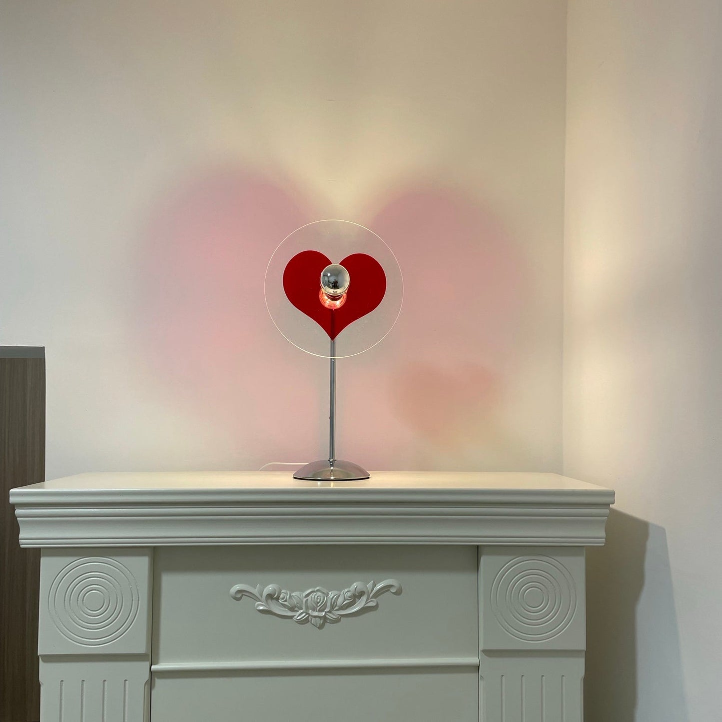 LoveGlow – Lampada da Tavolo Elegante con LED Ricaricabile