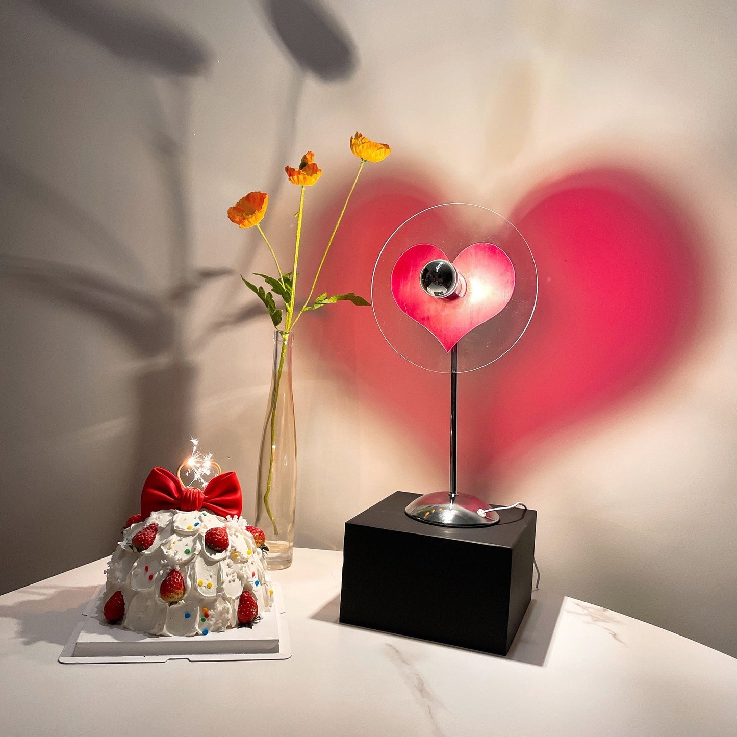 LoveGlow – Lampada da Tavolo Elegante con LED Ricaricabile