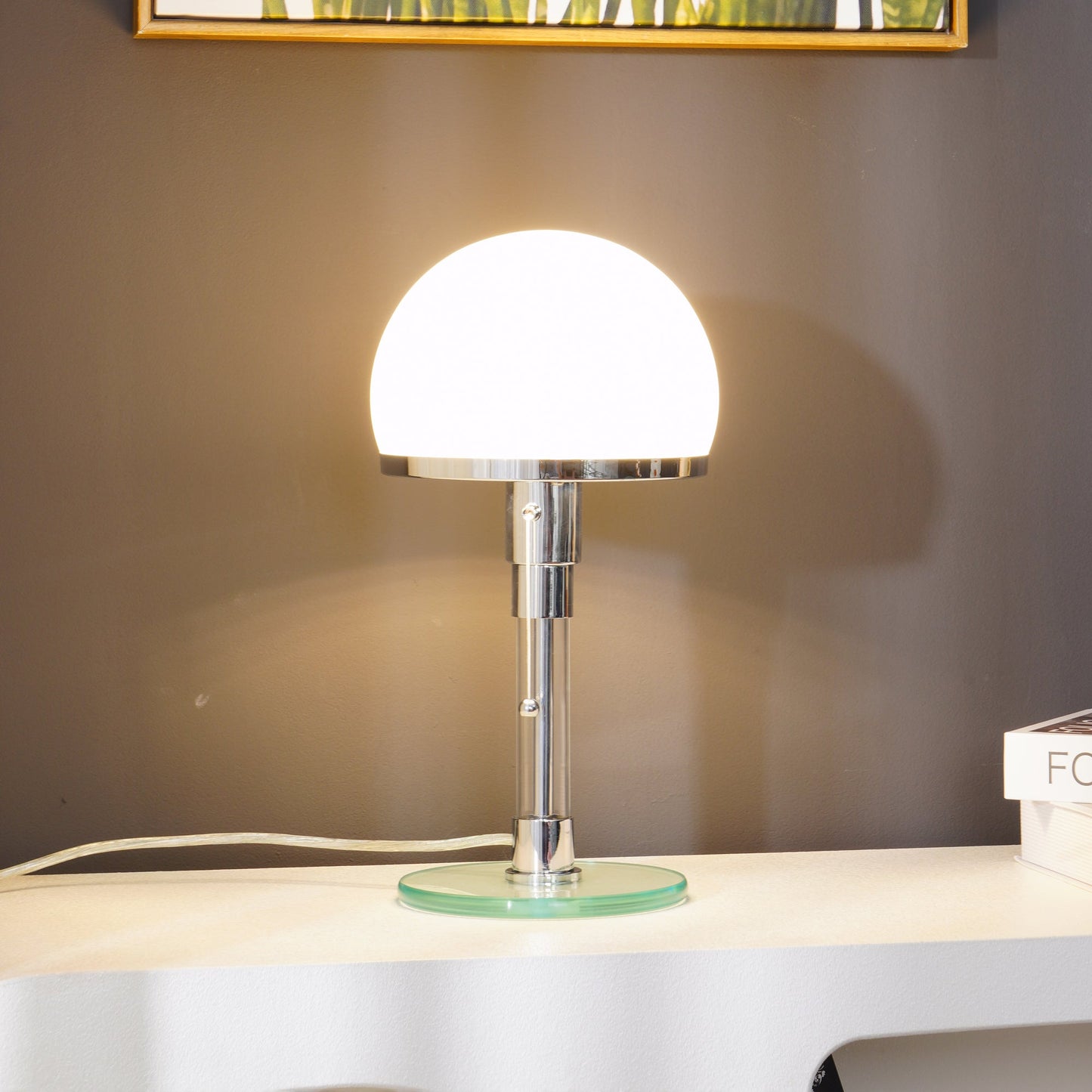 LuxeSphere - Chrome Table Light