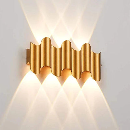 NatureLume – Contemporary Wall Lamp