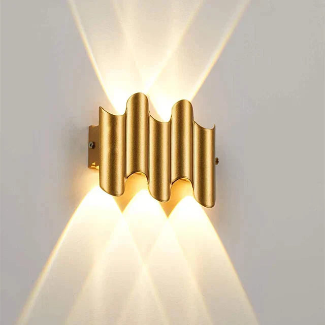 NatureLume – Contemporary Wall Lamp