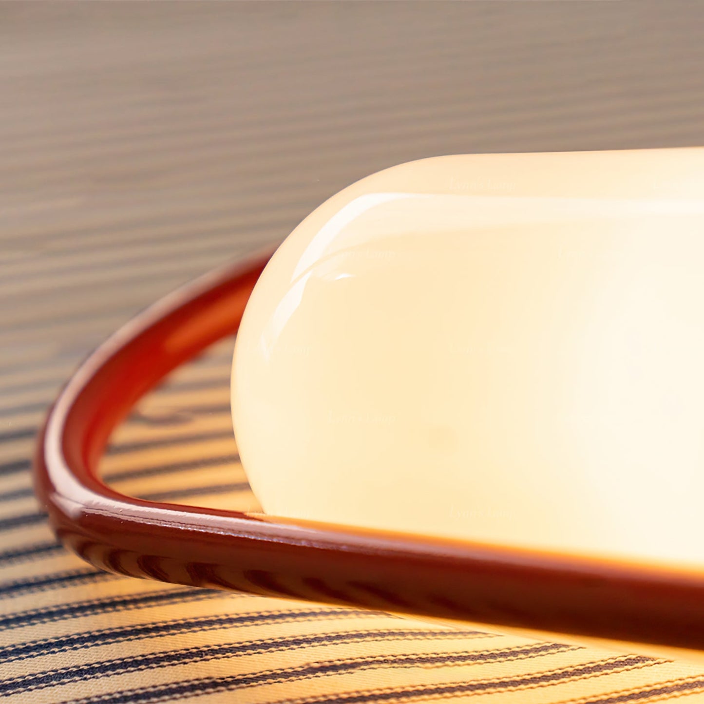 GlowKero - Compact Desk Light