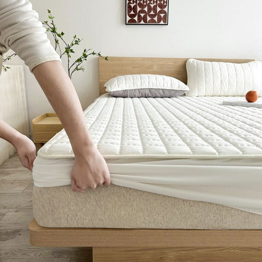 King Size Waterproof Mattress Protector, Soft and Breathable Mattress Cover for Ultimate Comfort 7
