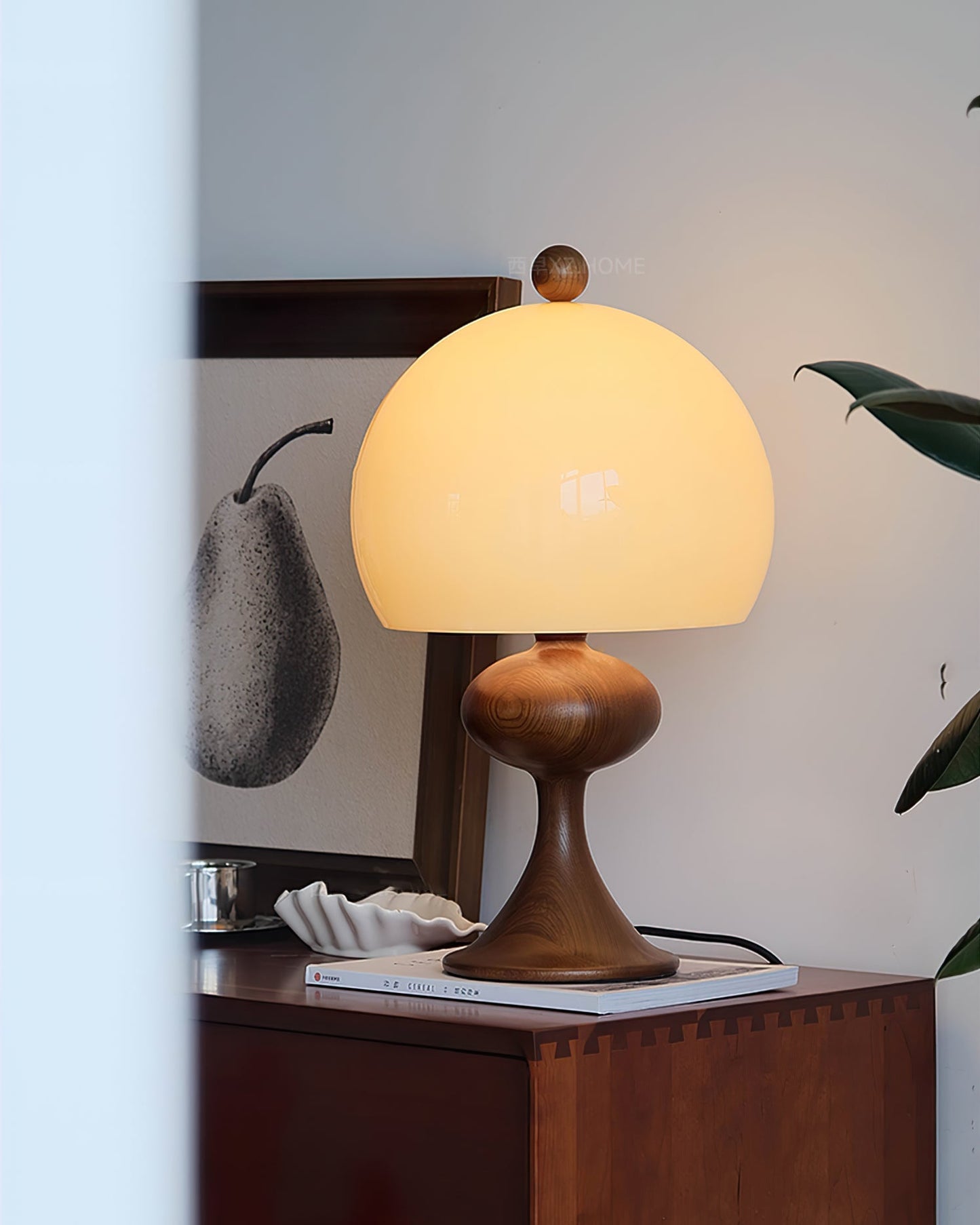 LaddiShine - Elegant Lamp