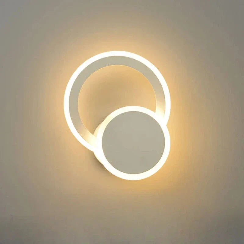 HeartGlow – Elegant Wall Light