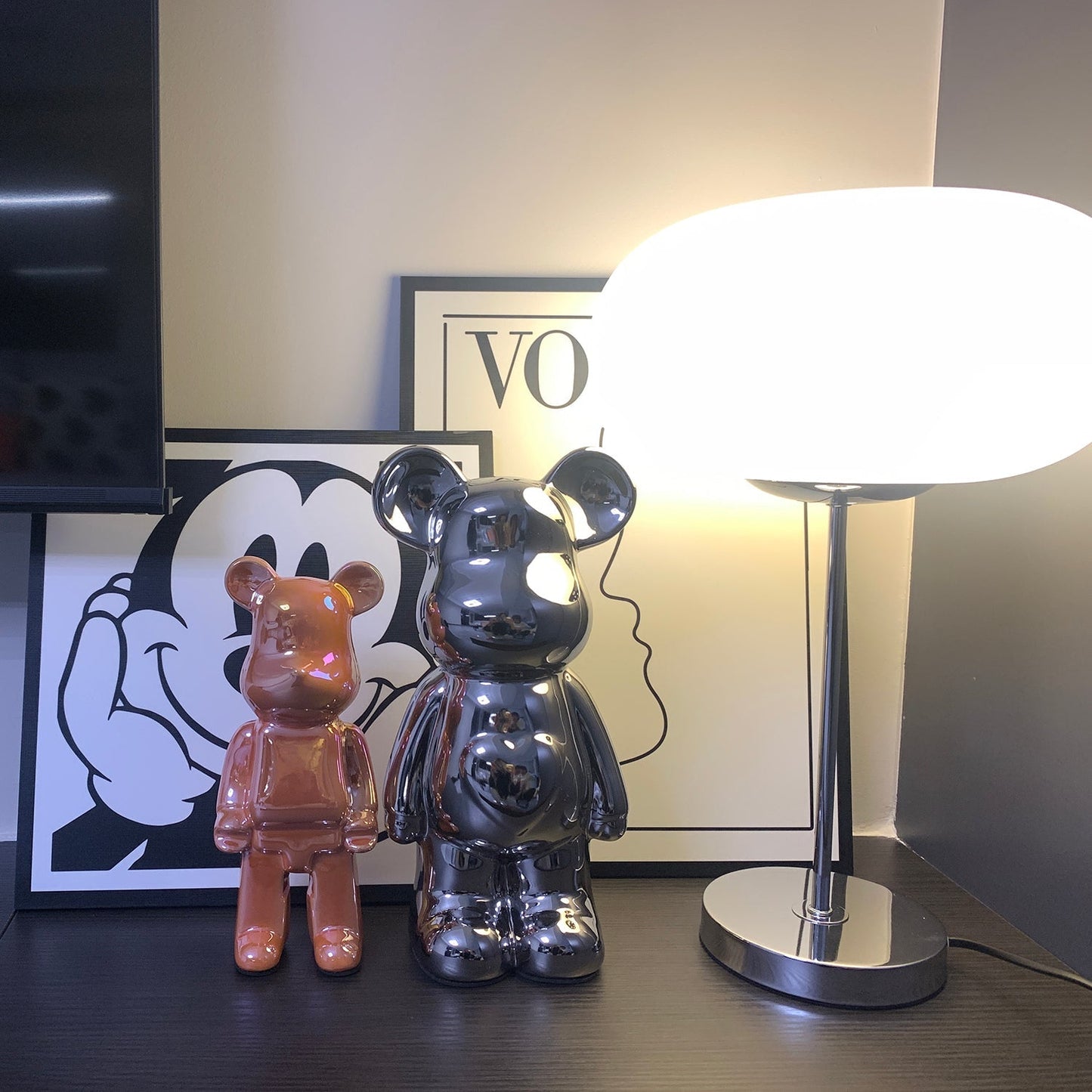 RadiantSphere - Contemporary Table Lamp