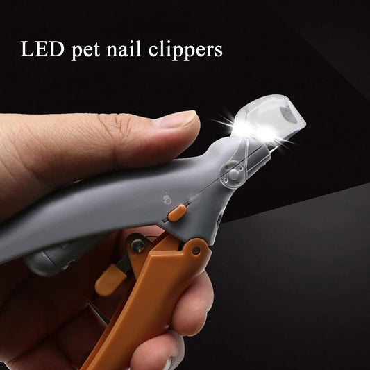 Luminex | Safe Precision LED Dog Nail Clippers with 5x Magnification 0