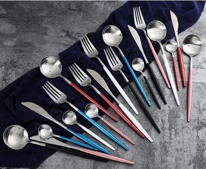 LuxeGleam | Elegant Gold Silver 24-Piece Stainless Steel Cutlery Set 7