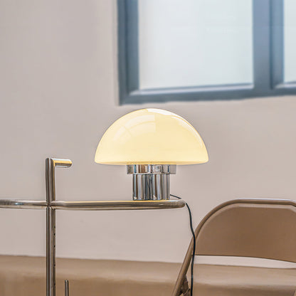 SilverAura – Lampada da Tavolo Bianca con Base in Cromo