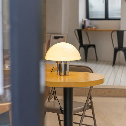 SilverAura – Lampada da Tavolo Bianca con Base in Cromo