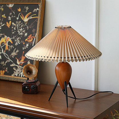 EcoBeam – Modern Tripod LED Lamp with Fabric Shade