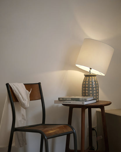 CeramLuxe – Lampada da Tavolo Classica con Tocco Artistico