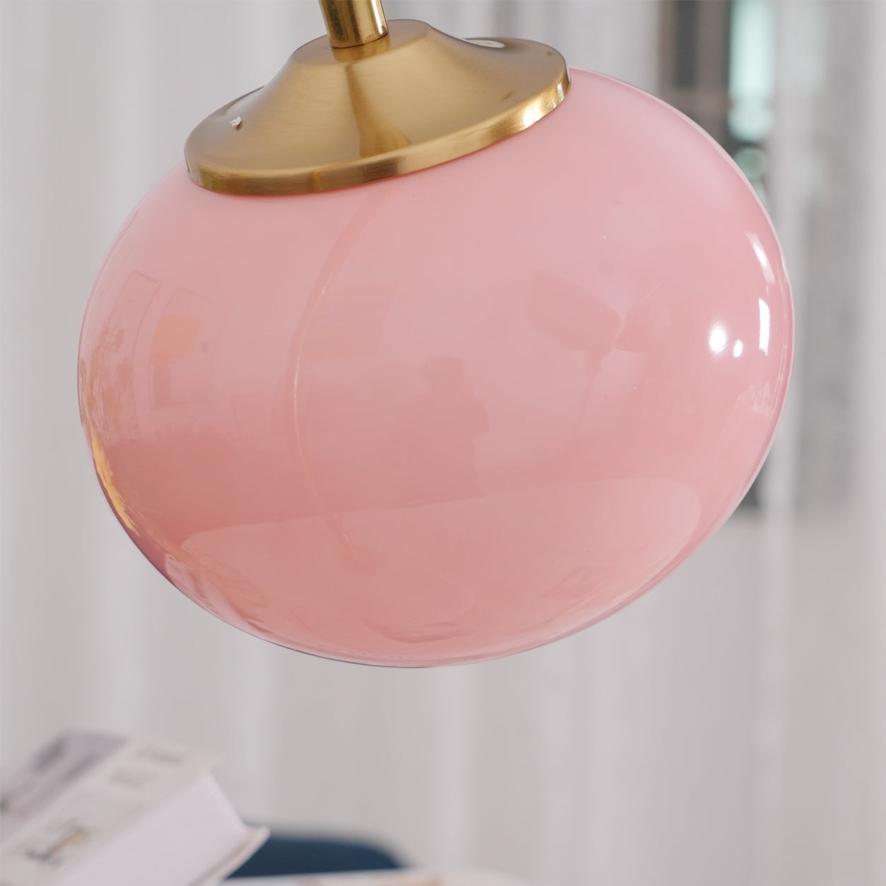 FluffyGlow - Fun Table Lamp with Sweet Marshmallow Vibes