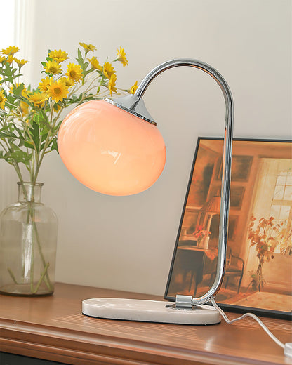 FluffyGlow - Fun Table Lamp with Sweet Marshmallow Vibes