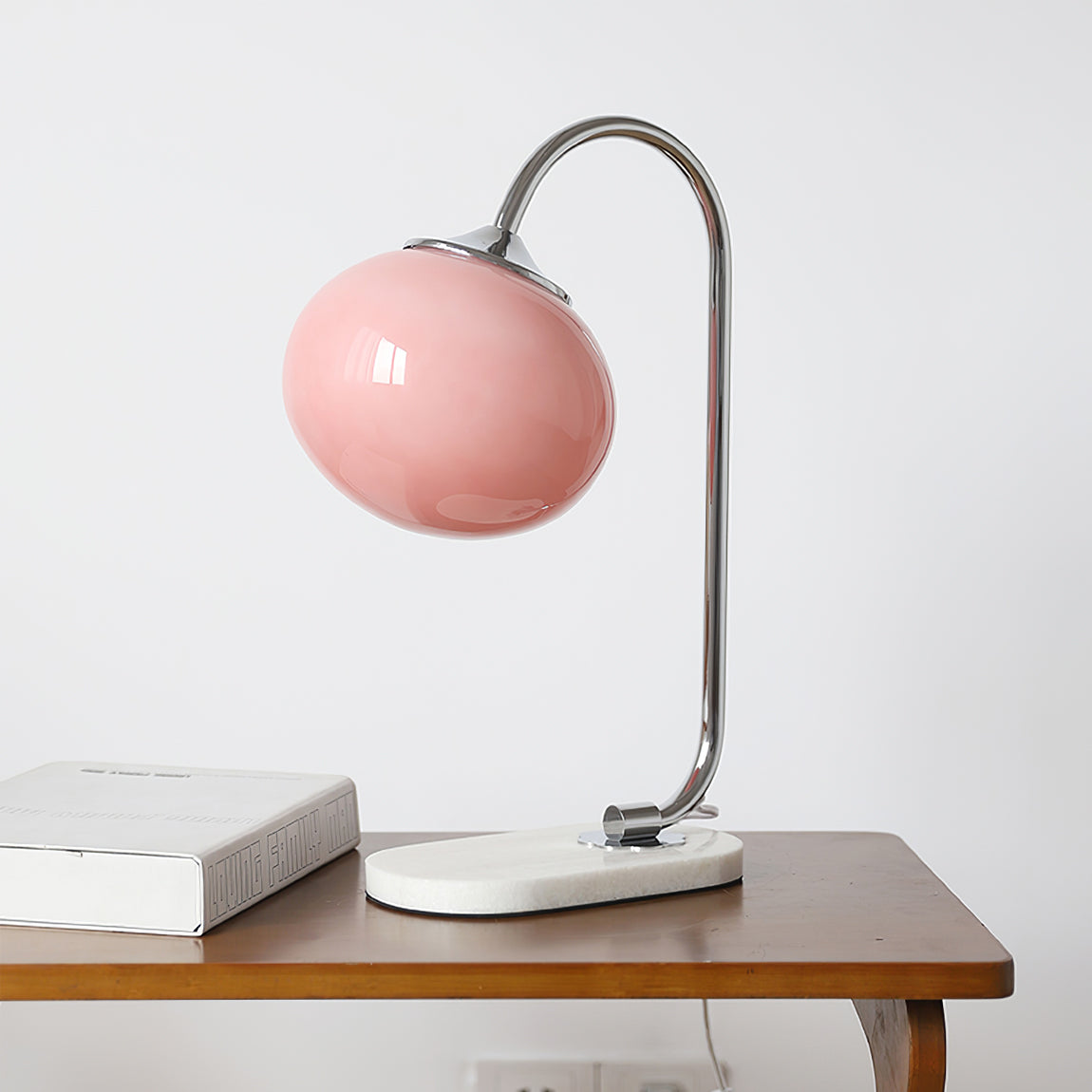 FluffyGlow - Fun Table Lamp with Sweet Marshmallow Vibes