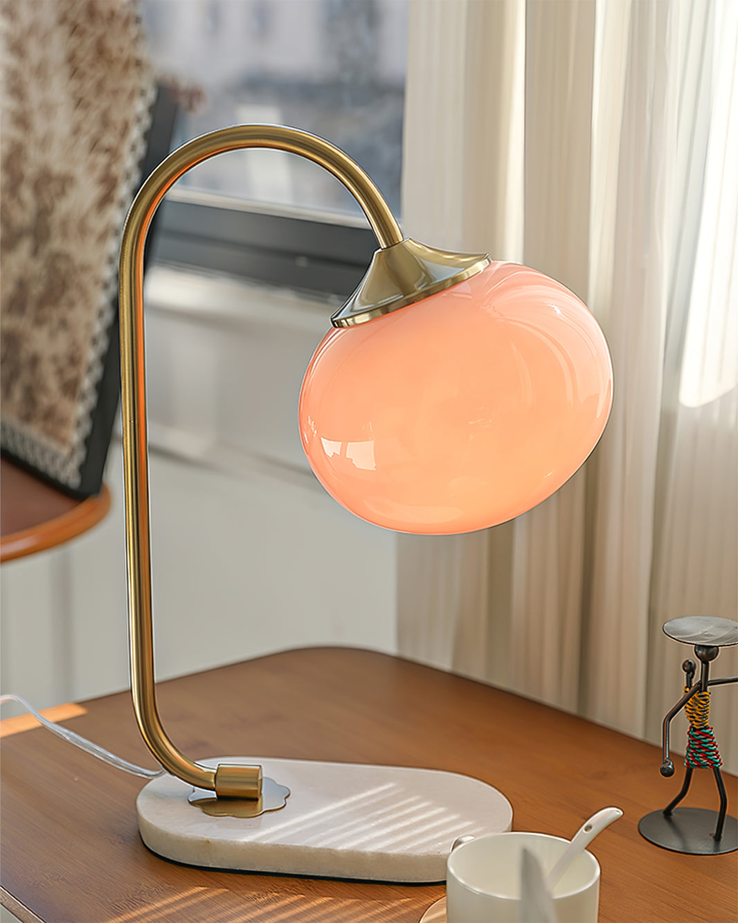 FluffyGlow - Fun Table Lamp with Sweet Marshmallow Vibes