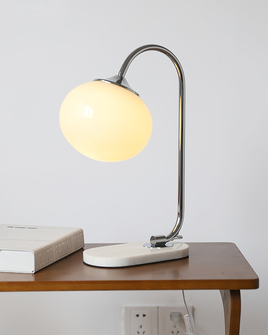 FluffyGlow - Fun Table Lamp with Sweet Marshmallow Vibes