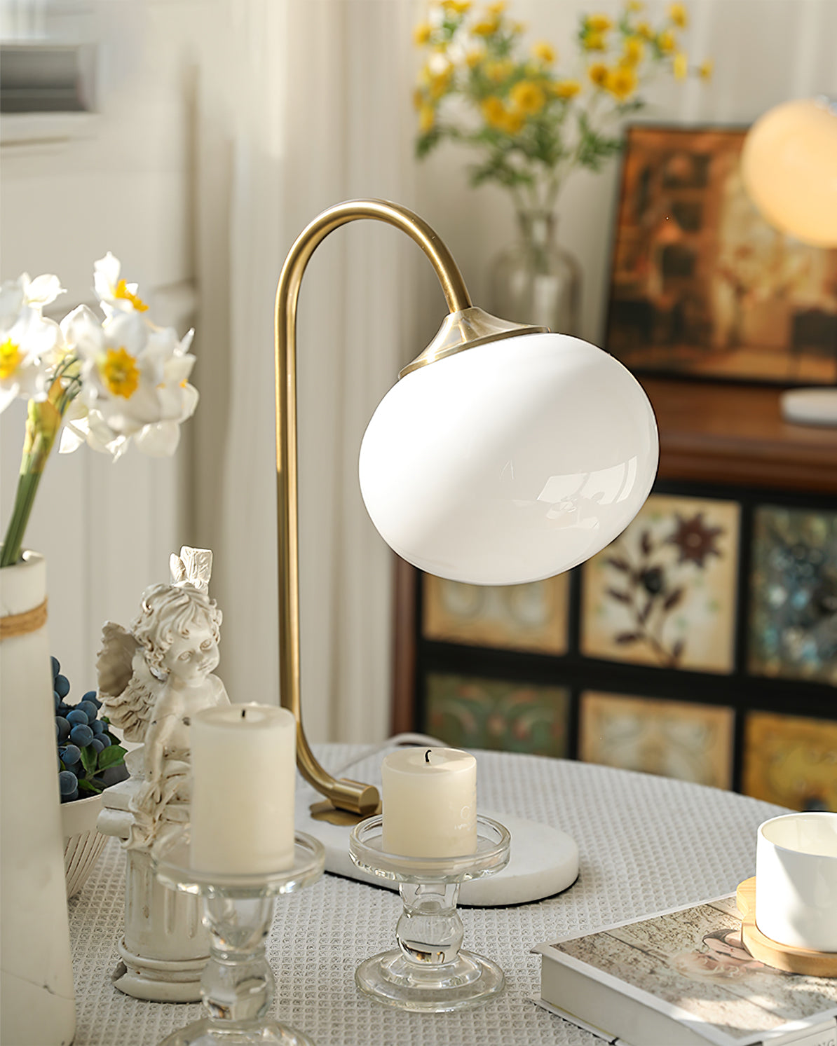 FluffyGlow - Fun Table Lamp with Sweet Marshmallow Vibes