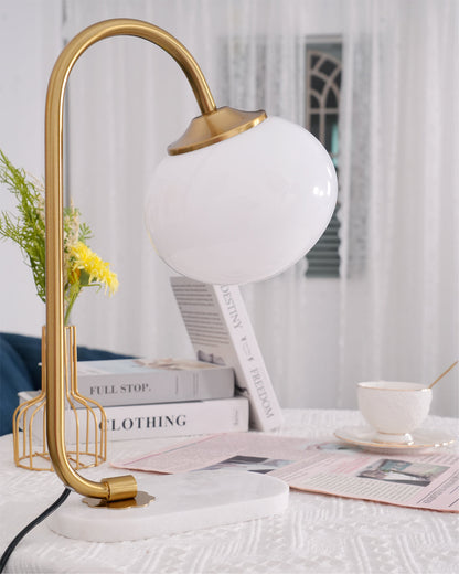 FluffyGlow - Fun Table Lamp with Sweet Marshmallow Vibes