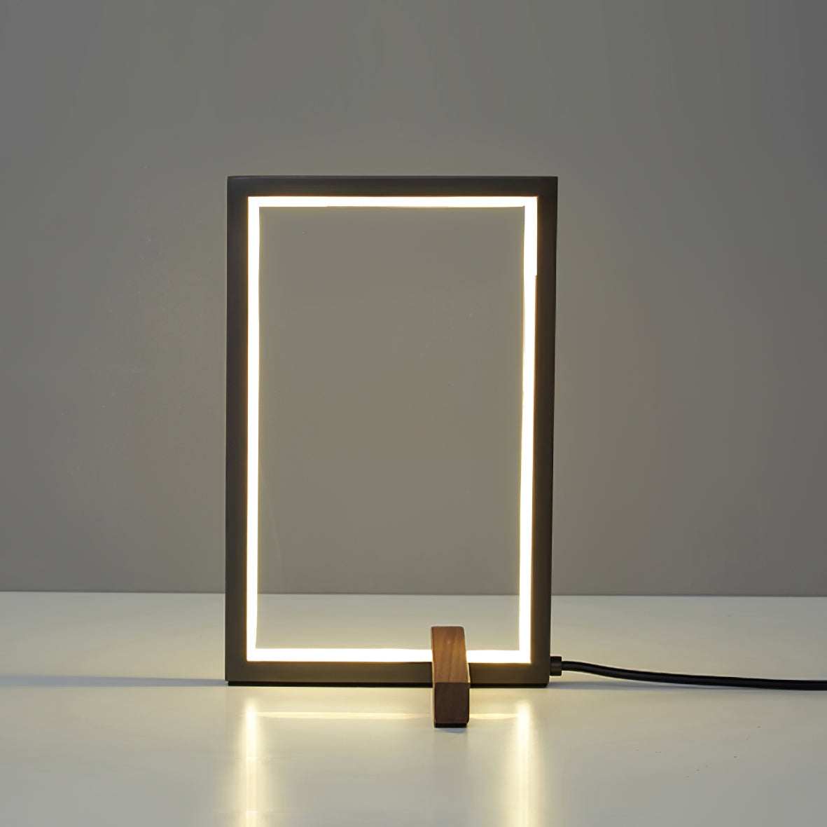 WoodGlow - Rustic Table Lamp