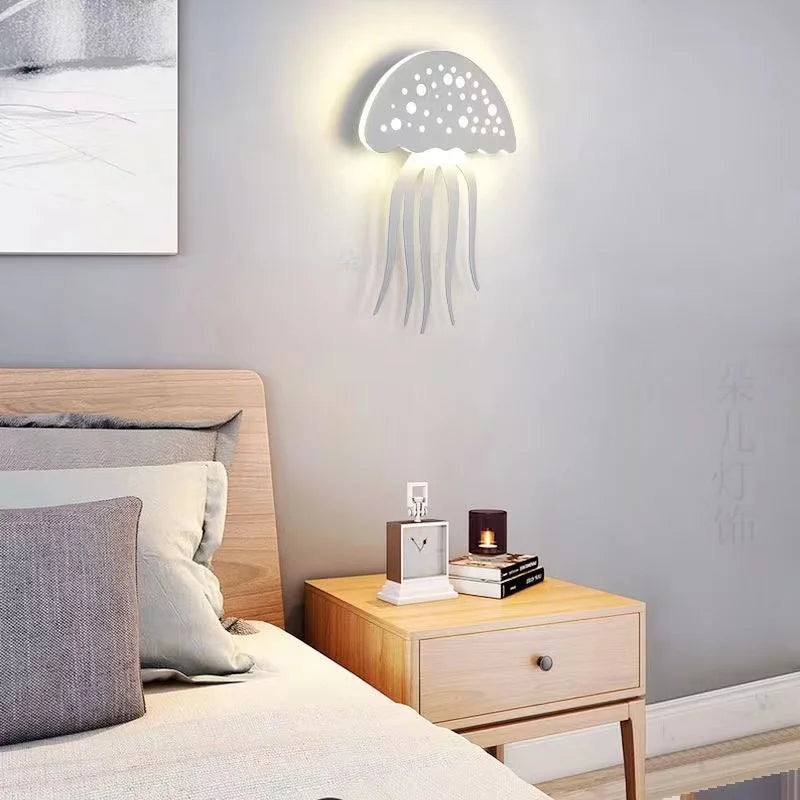 CoralGlimmer – Underwater Jellyfish Wall Lamp